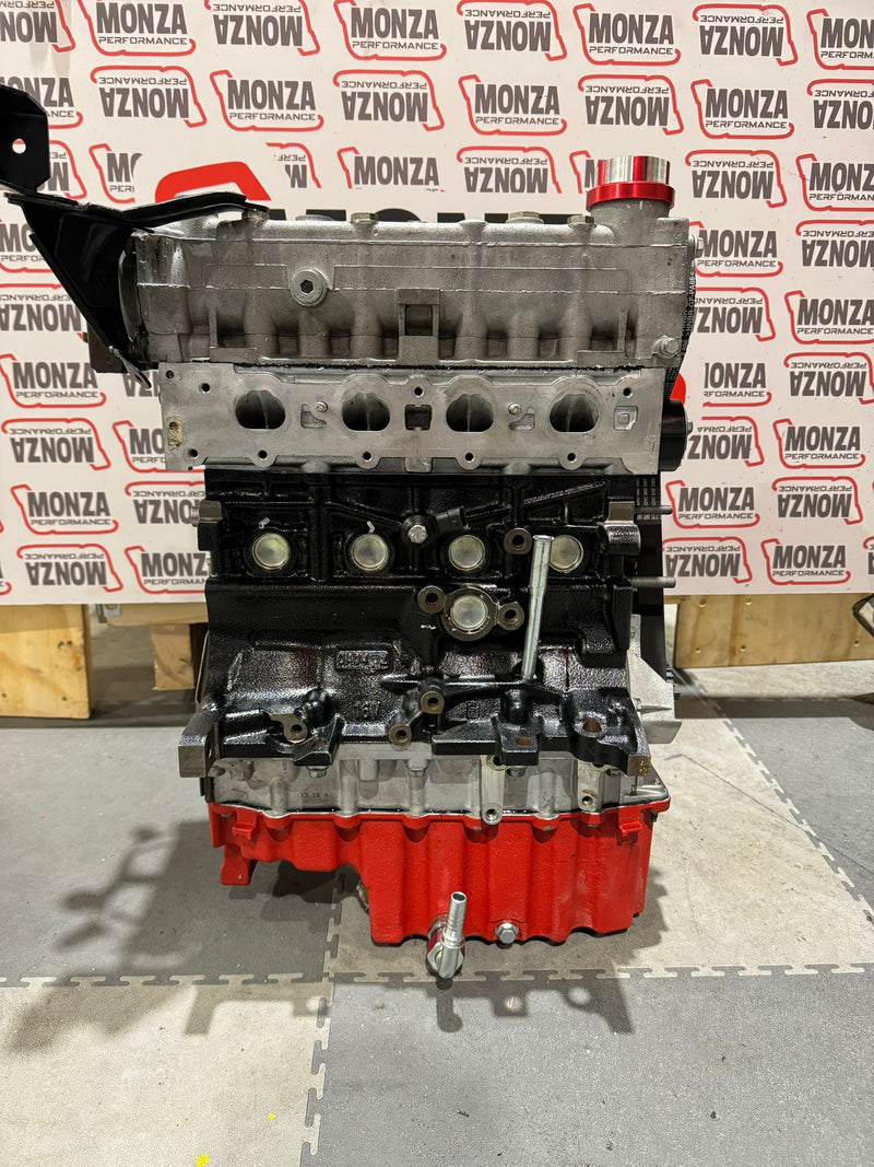 Carica immagine in Galleria Viewer, Motore forgiato 500 abarth 1400 tjet
