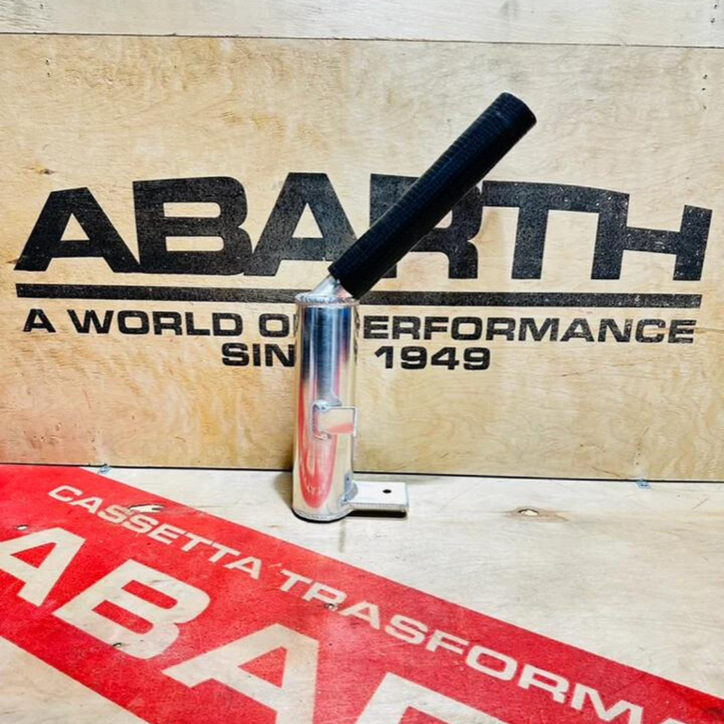 Carica immagine in Galleria Viewer, Vaschetta liquido tergi ridotta Abarth 500