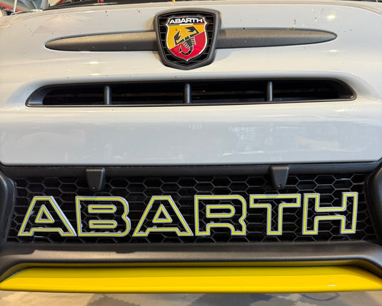 Scritta ABARTH griglia anteriore Restyling