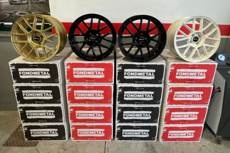 Carica immagine in Galleria Viewer, SET 4 CERCHI FONDMETAL 9ESSE DA 17" PER 500/595 ABARTH
