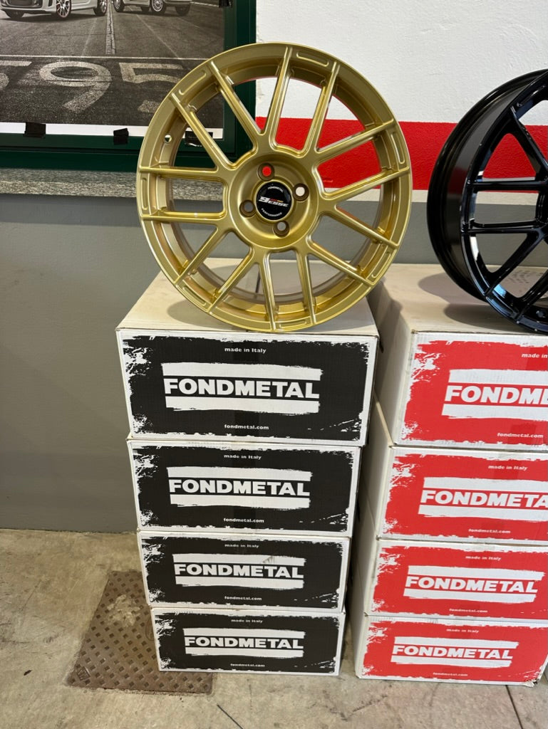 Carica immagine in Galleria Viewer, SET 4 CERCHI FONDMETAL 9ESSE DA 17" PER 500/595 ABARTH