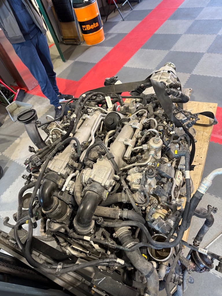 Carica immagine in Galleria Viewer, MOTORE USATO 670052722 COMPLETO ALFA ROMEO STELVIO QUADRIFOGLIO 510HP 2.9 BITURBO 30,714KM PERCORSI