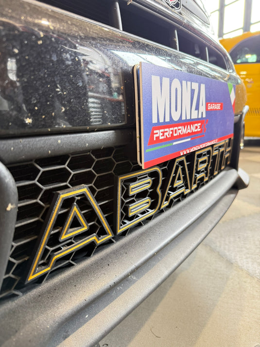 Scritta ABARTH griglia anteriore Restyling