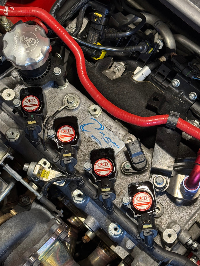 Carica immagine in Galleria Viewer, Okada Projects set bobine al plasma Abarth + 4 Candele NGK RACING