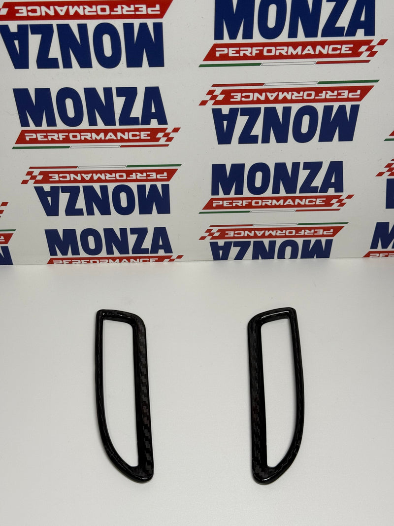 Carica immagine in Galleria Viewer, Coppia cover prese d’aria paraurti posteriore in CARBONIO per Abarth 500 - 595 - 695 Restyling