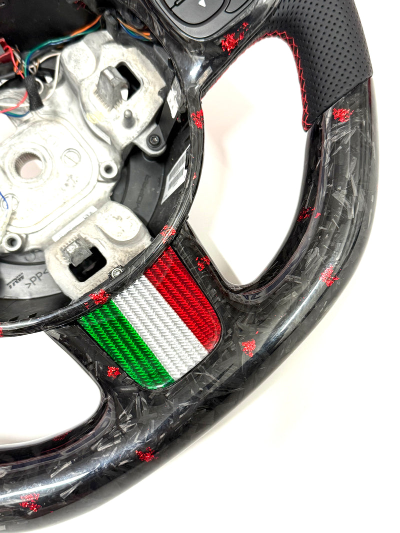 Carica immagine in Galleria Viewer, Volante LED 500 abarth restyling  MULTIFUNZIONE carbonio forgiato rosso- pelle