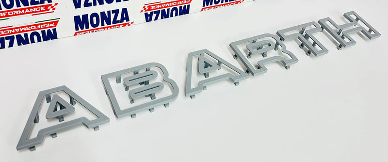 Carica immagine in Galleria Viewer, Scritta ABARTH griglia anteriore Pre-Restyling