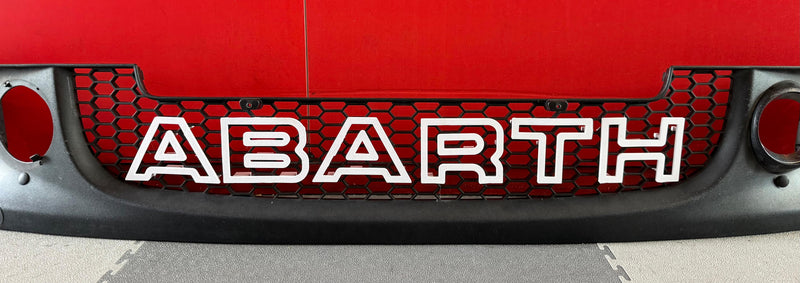 Carica immagine in Galleria Viewer, Scritta ABARTH griglia anteriore Pre-Restyling