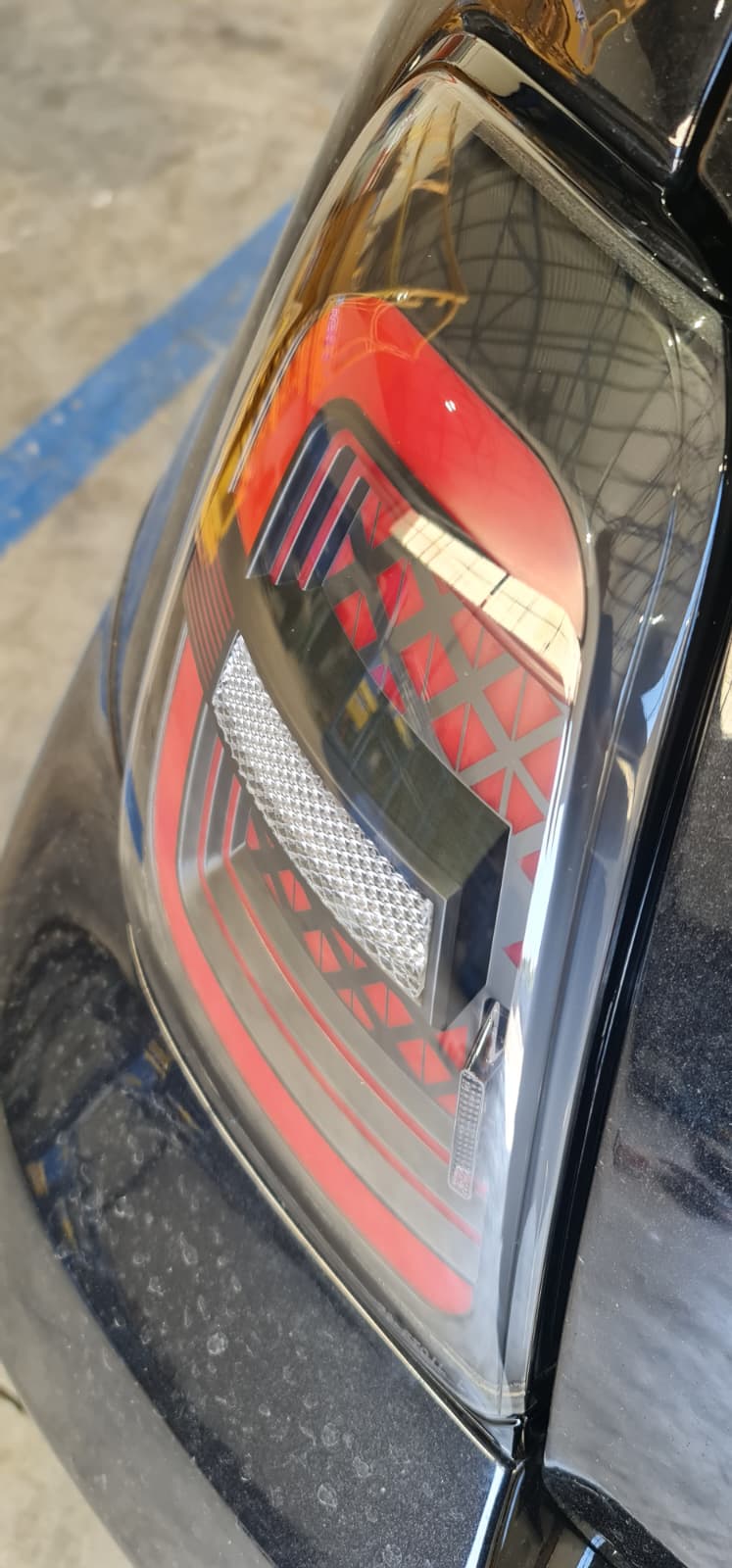 Carica immagine in Galleria Viewer, Fari LED Posteriori 500 Abarth (2008-2024)