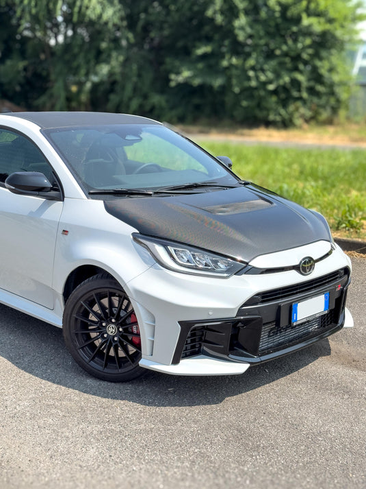 Cofano in carbonio VERO Yaris GR
