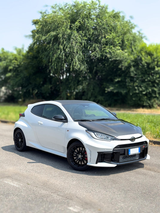 Cofano in carbonio VERO Yaris GR