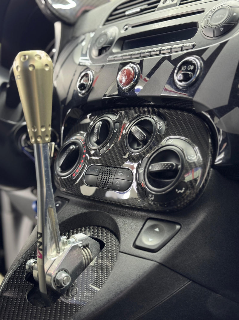 Carica immagine in Galleria Viewer, Cover Clima Manuale in CARBONIO Fiat 500 Abarth - 595 - 695 - in diverse finiture