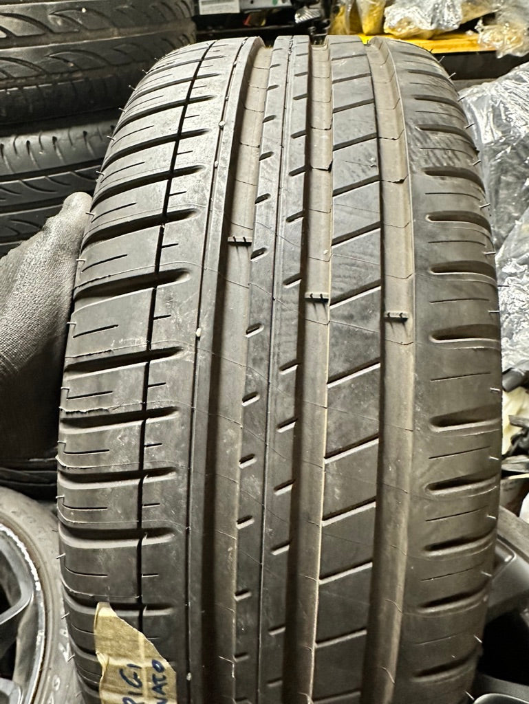 Load image into Gallery viewer, Petalo 500 Abarth rims with 500 km travelled