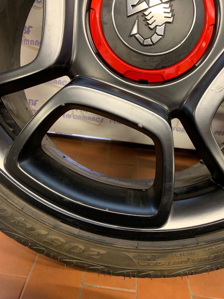 Carica immagine in Galleria Viewer, Cerchi 500 abarth pista