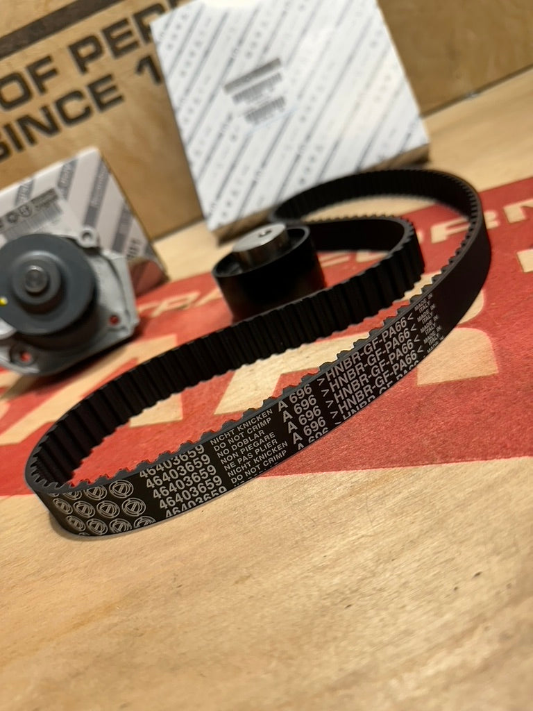 Carica immagine in Galleria Viewer, Kit distribuzione 500/595/695 Abarth e tutti motori T-Jet