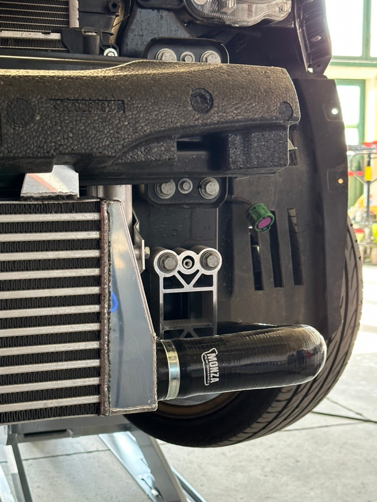 Carica immagine in Galleria Viewer, Intercooler frontale da 7,5 litri per 595/695/500 Abarth