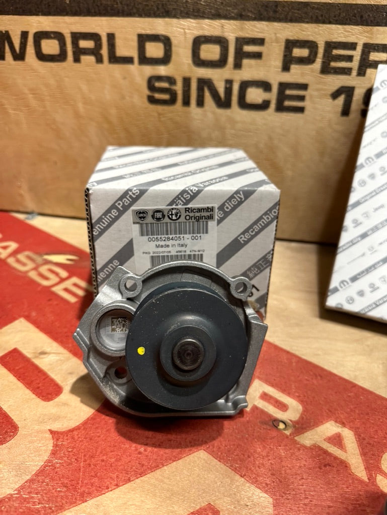 Carica immagine in Galleria Viewer, Kit distribuzione 500/595/695 Abarth e tutti motori T-Jet