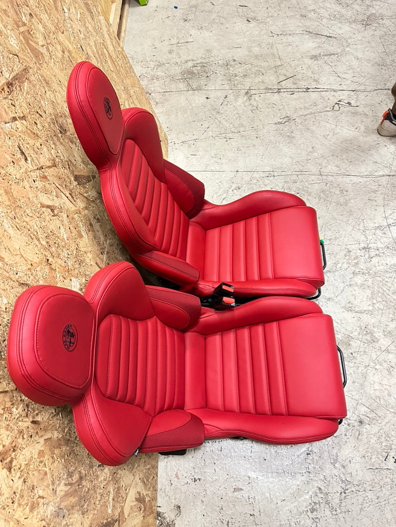 Carica immagine in Galleria Viewer, SEDILI ALFA ROMEO 4C ROSSI FULL PELLE NUOVI