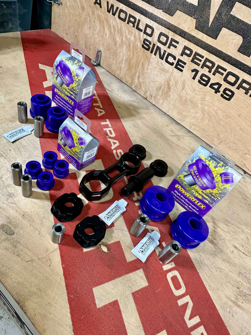 Carica immagine in Galleria Viewer, Kit Powerflex Anteriori + Posteriori + Supporto motore Racing