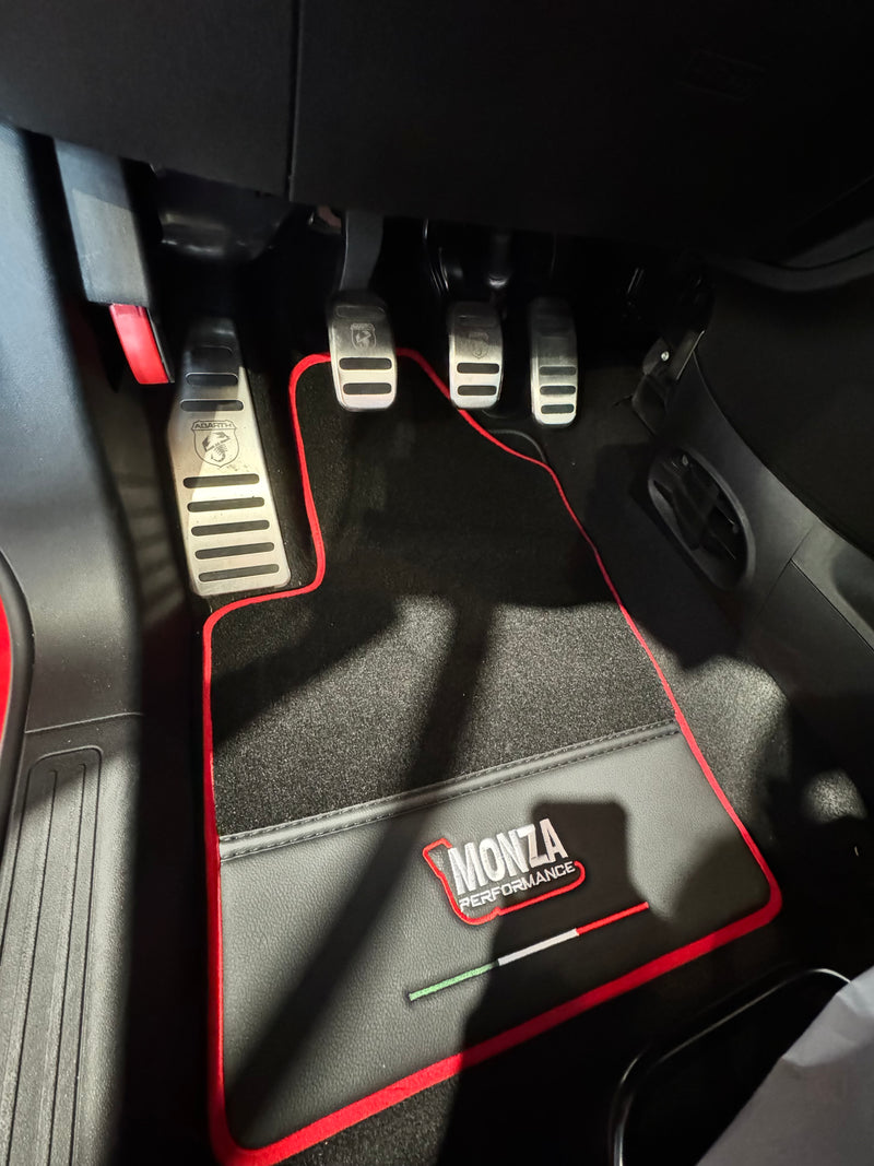 Carica immagine in Galleria Viewer, Set tappetini 500 abarth Monza performance
