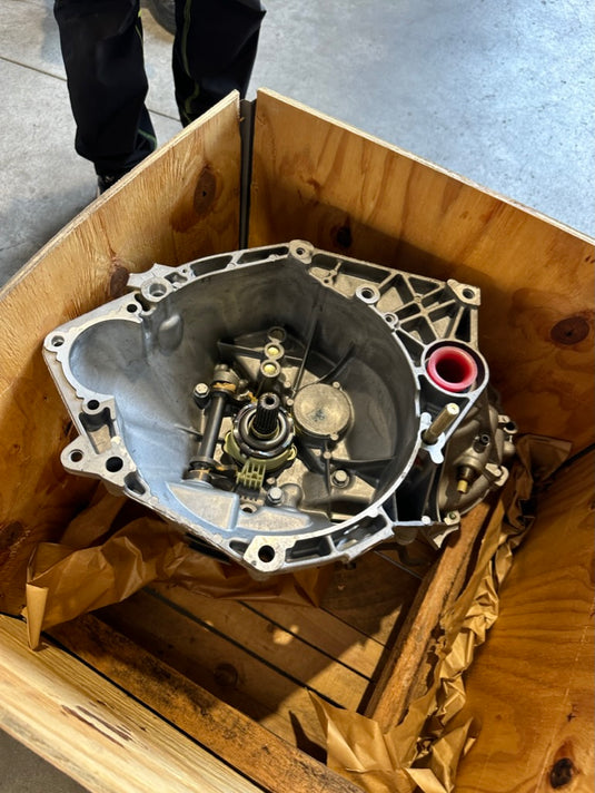 NEW, NEVER USED FIAT UNO TURBO 1300 GEARBOX