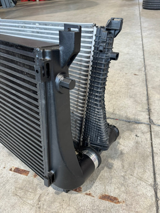 Intercooler frontale per Golf gti 7 / Golf 7.5/ Auti TT , Audi s3