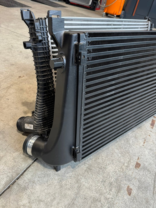 Intercooler frontale per Golf gti 7 / Golf 7.5/ Auti TT , Audi s3