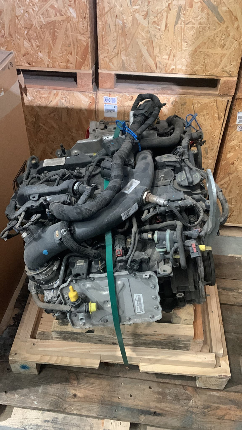 Load image into Gallery viewer, MOTORE NUOVO ALFA ROMEO 280HP STELVIO E GIULIA, 2.0 MULTIAIR 50053657
