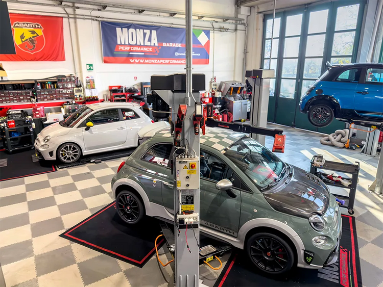 Il Bomber delle Abarth