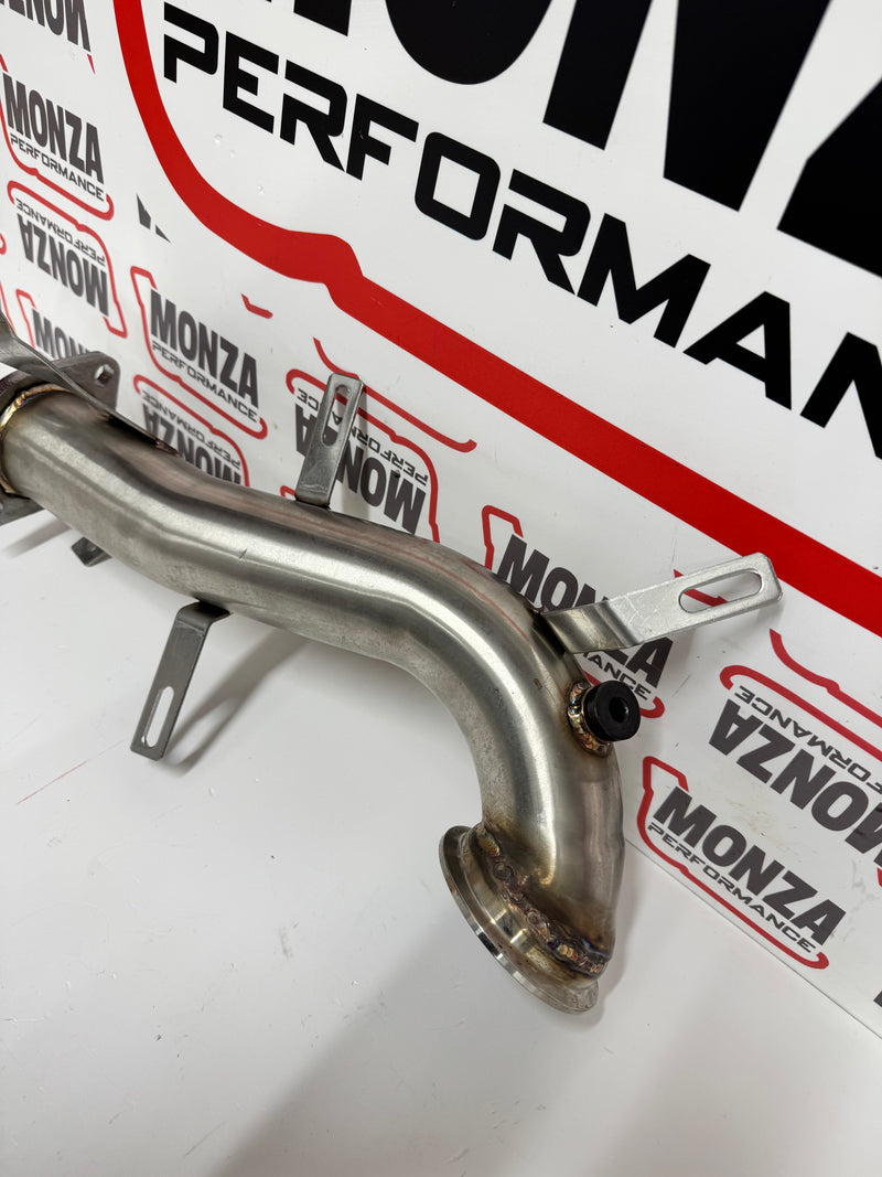 Carica immagine in Galleria Viewer, Downpipe 1446 63.5 mm Abarth 500 / Grande Punto / MiTo / Giulietta BLACK FRIDAY
