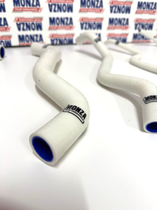 Kit manicotti silicone dell'acqua/radiatore Abarth 500 595 1.4 Tjet TRS Tuning Kit manicotti silicone dell'acqua/radiatore Abarth 500 595 1.4 Tjet TRS Tuning