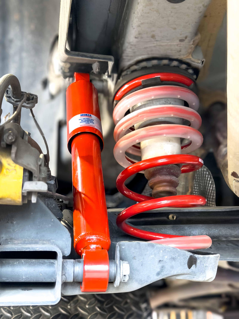 Carica immagine in Galleria Viewer, KIT 4 AMMORTIZZATORI MONZA STREET Abarth 500-595 dal 2008 al 2024
