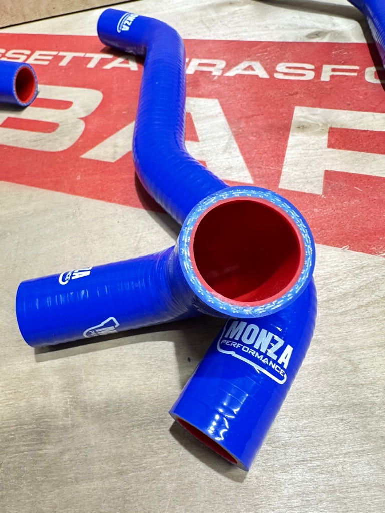 Carica immagine in Galleria Viewer, Abarth 500 kit manicotti acqua in silicone Monza Performance
