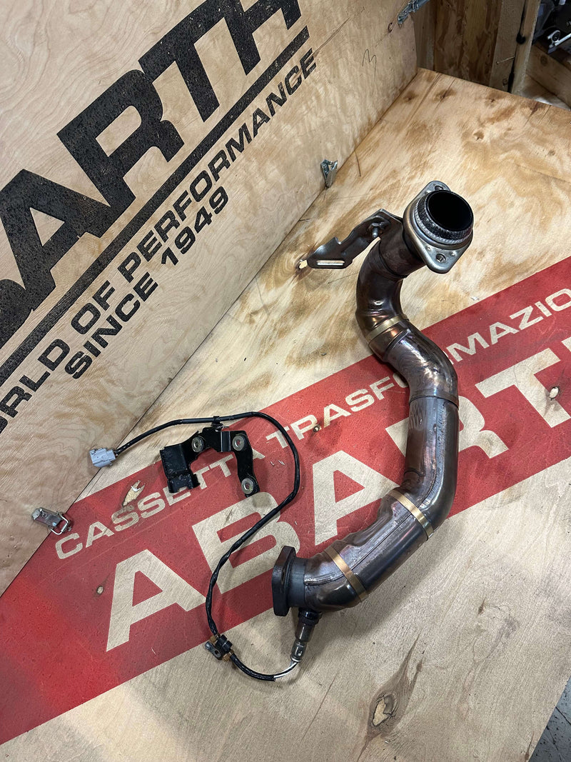 Carica immagine in Galleria Viewer, Downpipe gomito scarico 124 abarth
